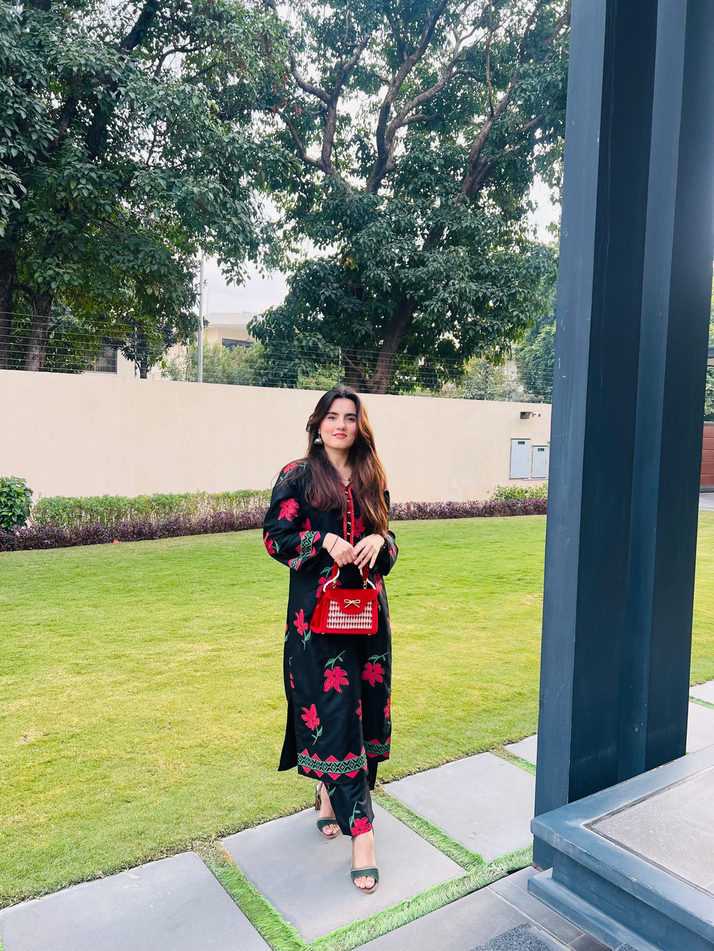 Red Rose 2-Piece Suit –